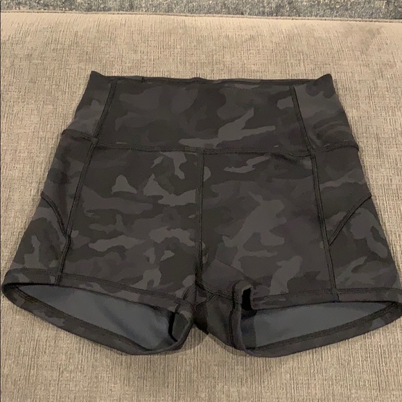 lululemon athletica Pants - SOLD —-Lululemon In movement short everlux